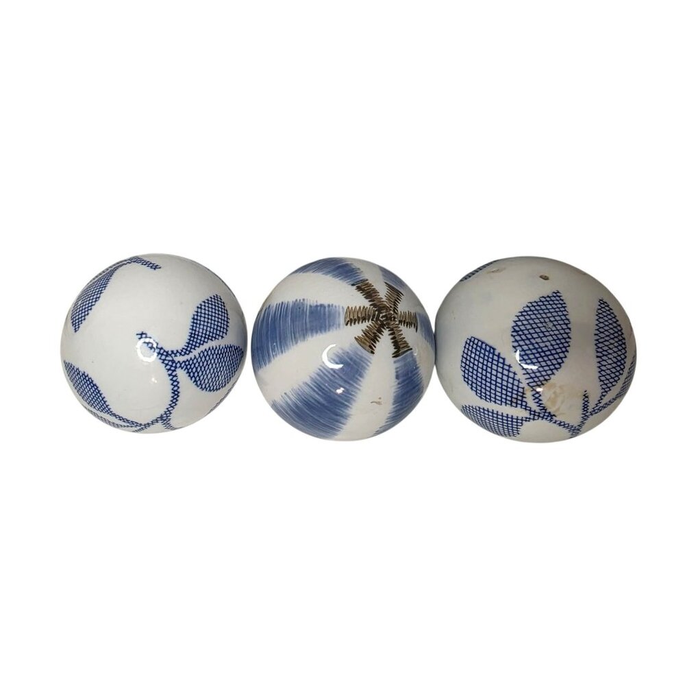 Set of 3 ceramic decorative balls